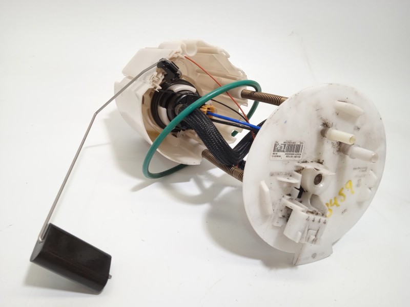 Recambio de bomba combustible para opel insignia berlina selective referencia OEM IAM 13577226 0580203024 