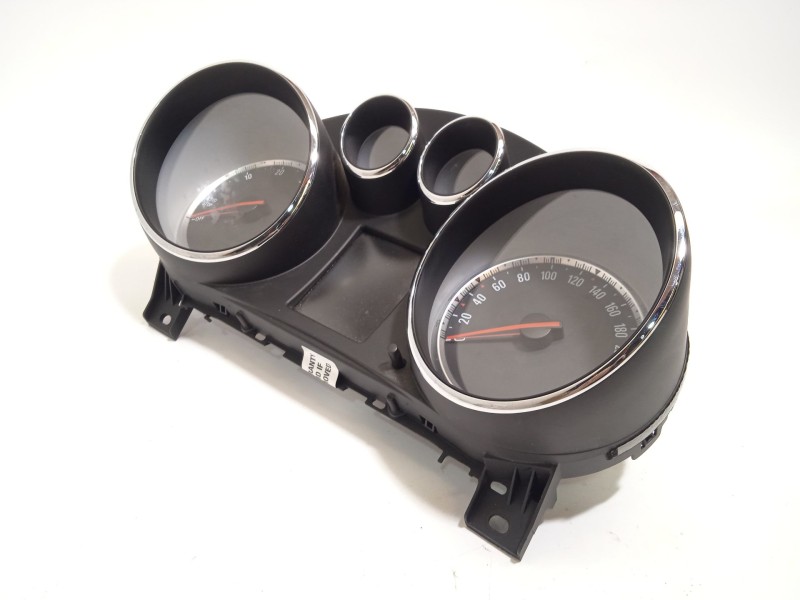 Recambio de cuadro instrumentos para opel insignia berlina selective referencia OEM IAM 22956342  