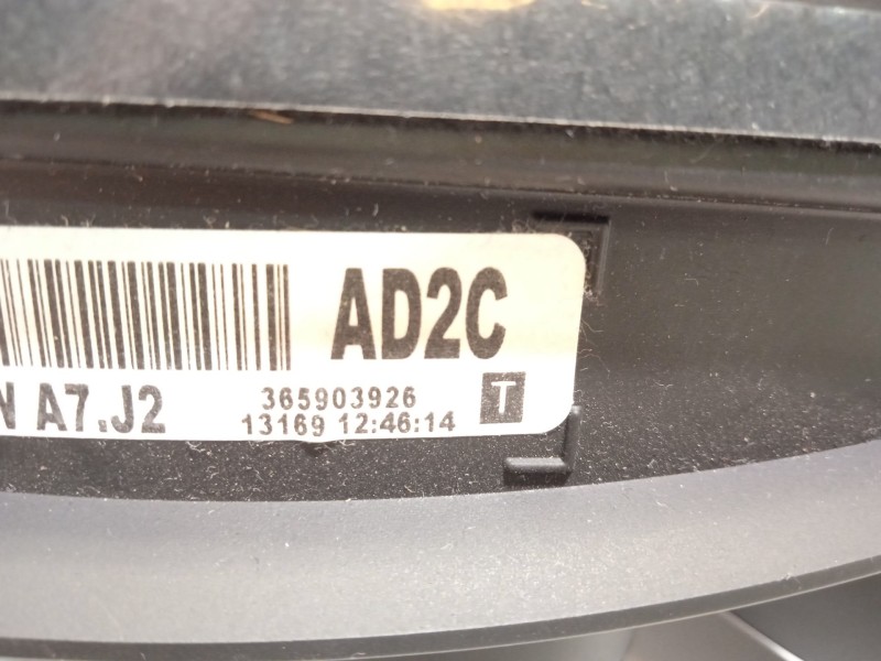 Recambio de cuadro instrumentos para opel insignia berlina selective referencia OEM IAM 22956342  