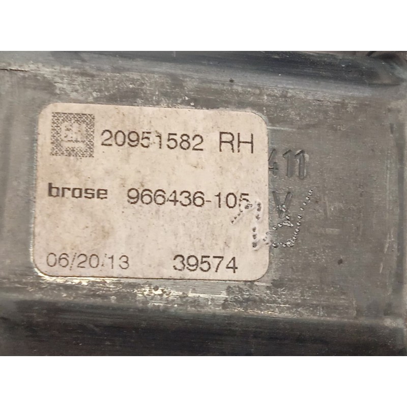 Recambio de elevalunas delantero derecho para opel insignia berlina selective referencia OEM IAM 20952453 20951582 