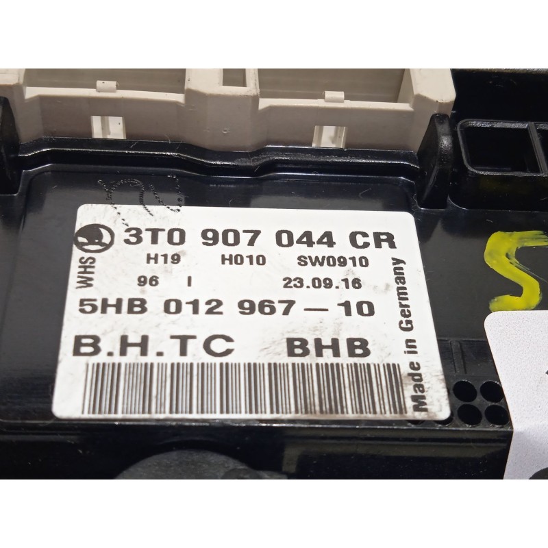 Recambio de mando climatizador para skoda yeti 1.2 tsi referencia OEM IAM 3T0907044CR 3T0907044CRWHS 5HB012967