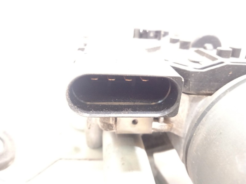 Recambio de motor limpia delantero para skoda yeti 1.2 tsi referencia OEM IAM 5L1955023A 3397021674 5L1955119B