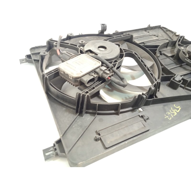 Recambio de electroventilador para land rover evoque 2.2 td4 cat referencia OEM IAM BJ328C607BC LR044833 