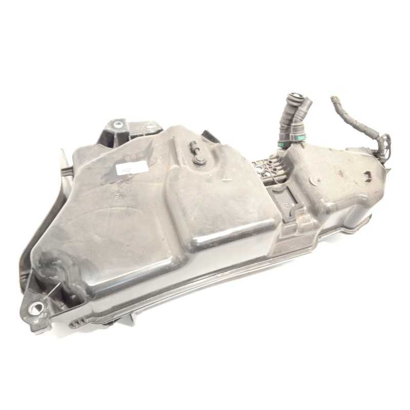 Recambio de deposito aditivo fap adblue para skoda karoq (nu) 2.0 tdi referencia OEM IAM 5WA131877Q  
