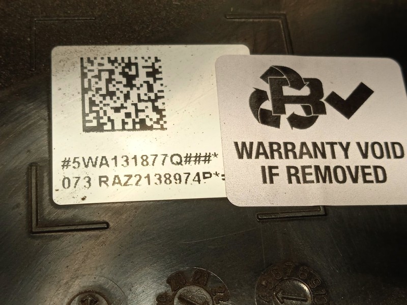 Recambio de deposito aditivo fap adblue para skoda karoq (nu) 2.0 tdi referencia OEM IAM 5WA131877Q  