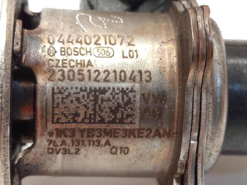 Recambio de inyector para skoda karoq (nu) 2.0 tdi referencia OEM IAM 7LA131113A  044401072