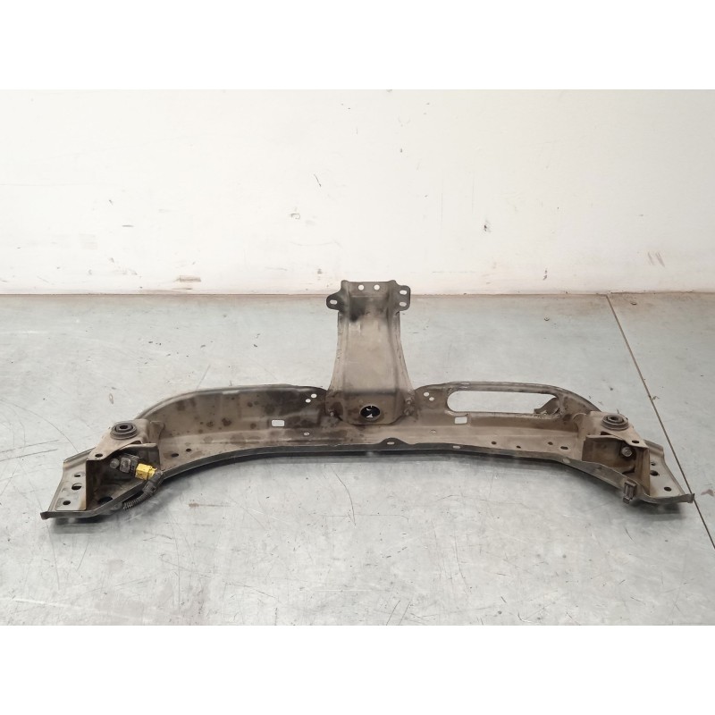 Recambio de travesaño superior para citroën c-crosser 2.2 hdi fap cat referencia OEM IAM 7106F4  