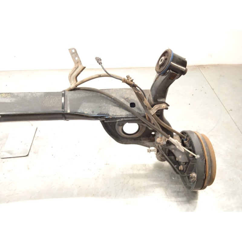 Recambio de puente trasero para nissan note visia referencia OEM IAM 555013VU0A  