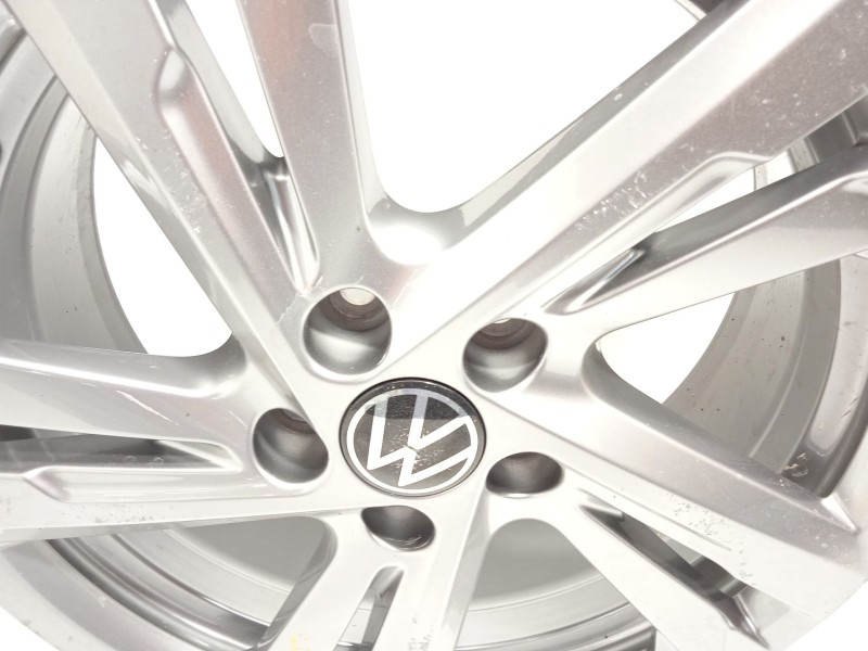 Recambio de llanta para volkswagen polo 1.0 tsi referencia OEM IAM 2G0601025AM 2G0601025AMZ49 