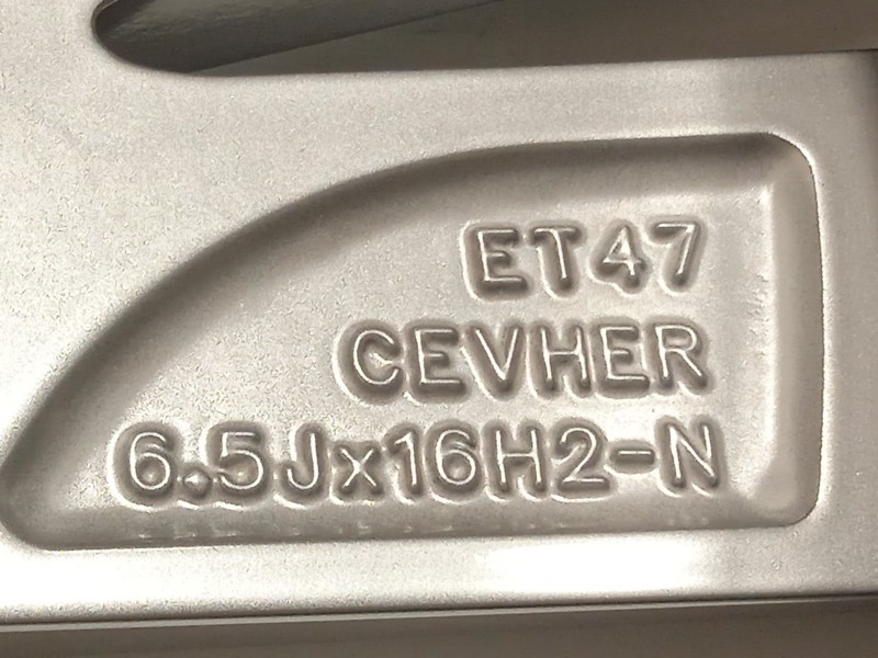 Recambio de llanta para volkswagen polo 1.0 tsi referencia OEM IAM 2G0601025AM 2G0601025AMZ49 