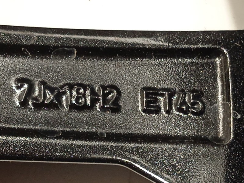 Recambio de llanta para skoda karoq (nu) 2.0 tdi referencia OEM IAM 57A601025AS  