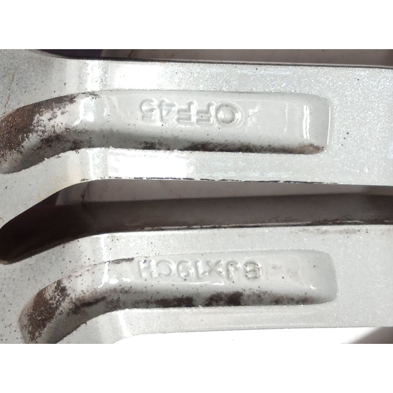 Recambio de llanta para land rover evoque 2.2 td4 cat referencia OEM IAM BJ3MAA BJ3M1007AA LR028119