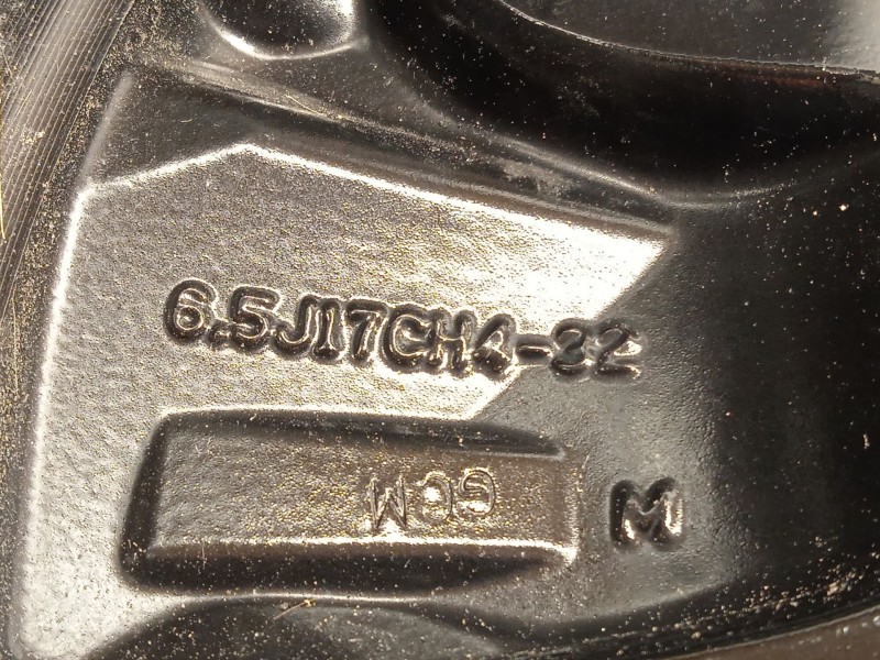 Recambio de llanta para ds 3 crossback 1.2 12v puretech referencia OEM IAM 9825287080  