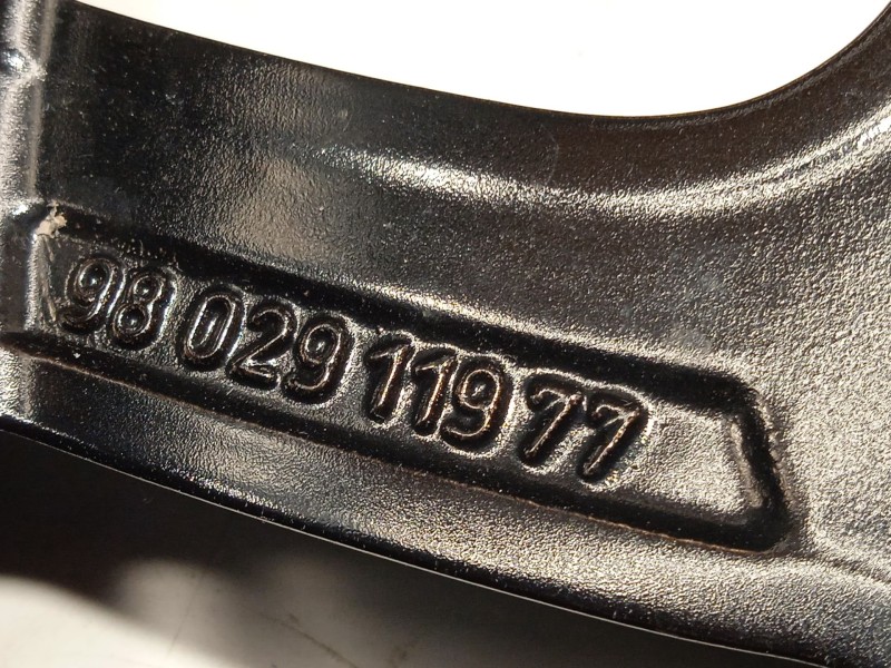 Recambio de llanta para citroën c4 cactus feel referencia OEM IAM 9802911977 98029119XY 