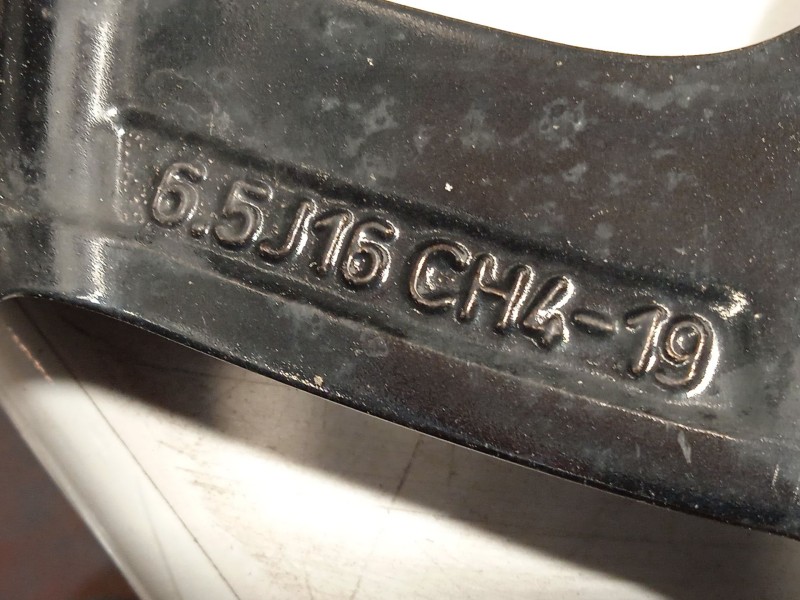 Recambio de llanta para citroën c4 cactus feel referencia OEM IAM 9802911977 98029119XY 