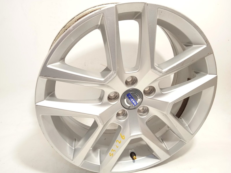 Recambio de llanta para volvo xc60 2.4 diesel cat referencia OEM IAM 31445568  