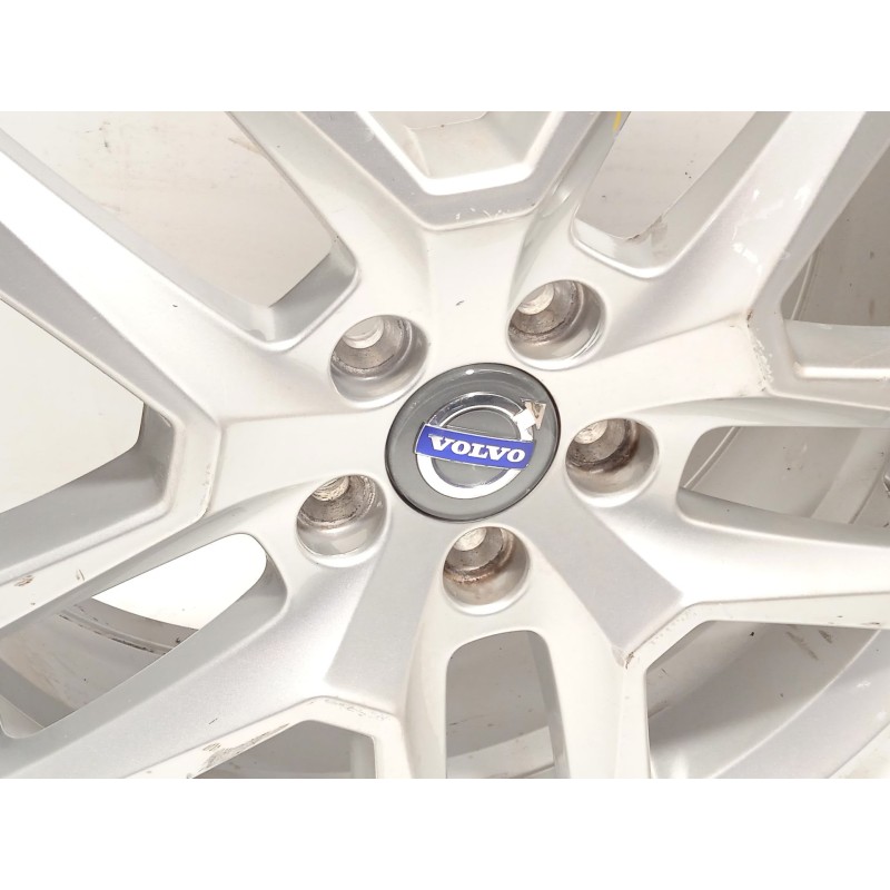 Recambio de llanta para volvo xc60 2.4 diesel cat referencia OEM IAM 31445568  