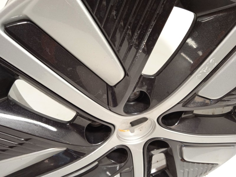 Recambio de llanta para kia niro referencia OEM IAM 52910G5500  