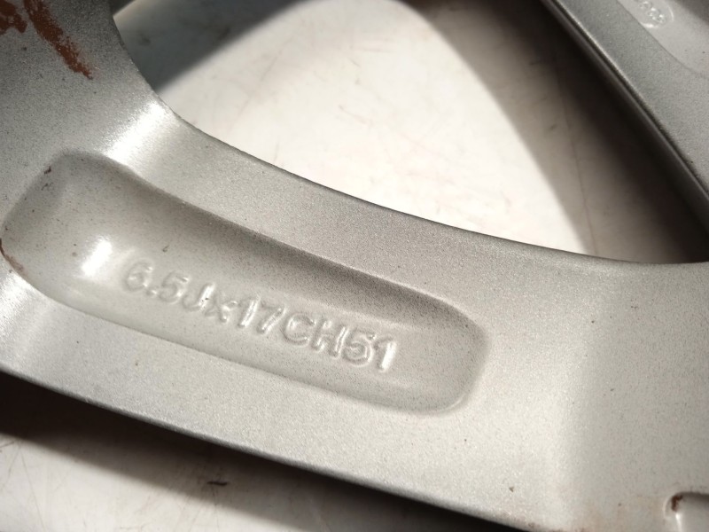 Recambio de llanta para hyundai ix35 1.7 crdi cat referencia OEM IAM 529102Y650  