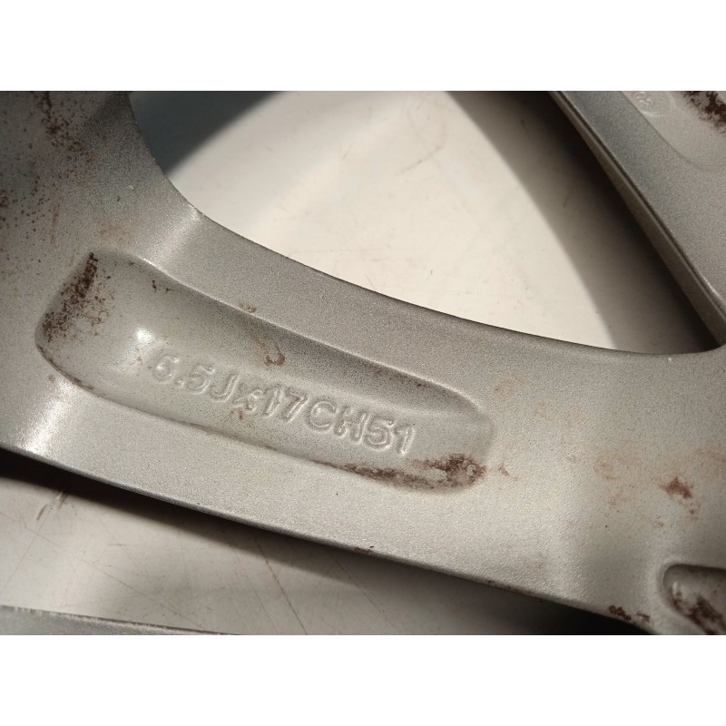 Recambio de llanta para hyundai ix35 1.7 crdi cat referencia OEM IAM 529102Y650  