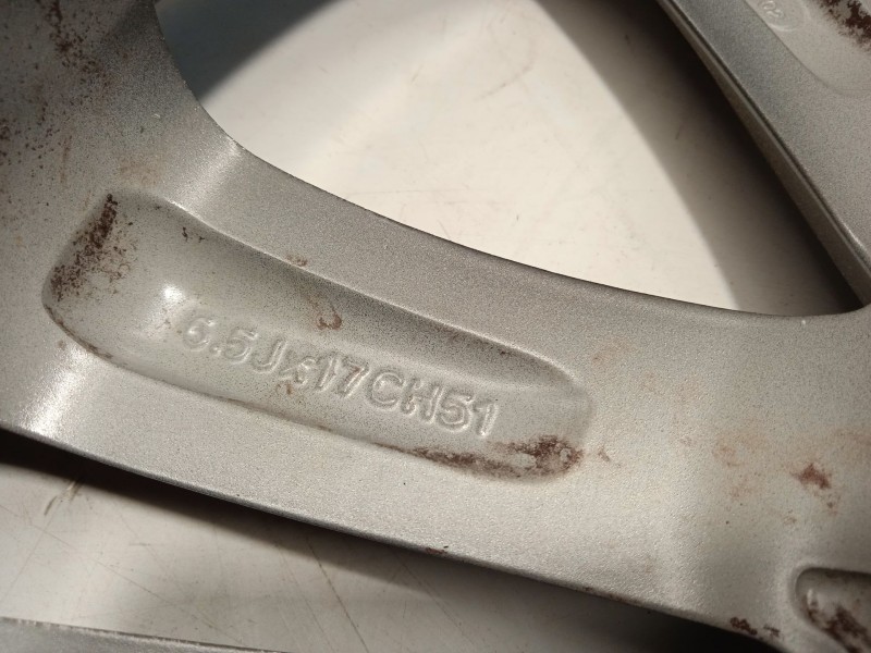 Recambio de llanta para hyundai ix35 1.7 crdi cat referencia OEM IAM 529102Y650  