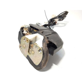 Recambio de cerradura puerta trasera derecha para lexus rx300 (mcu15) 3.0 v6 24v cat referencia OEM IAM 6905048020  