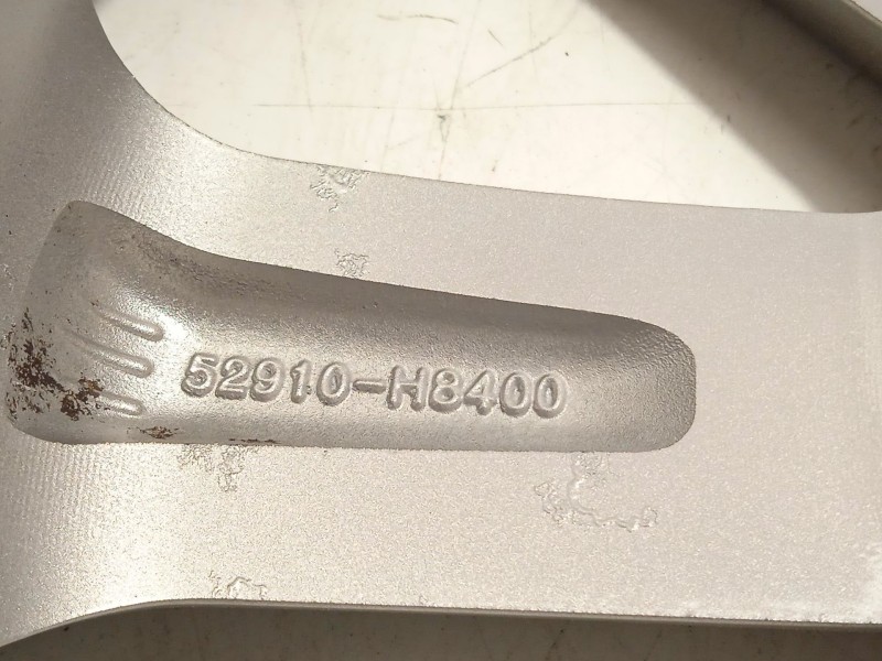 Recambio de llanta para kia stonic (ybcuv) 1.2 cat referencia OEM IAM 52910H8400  