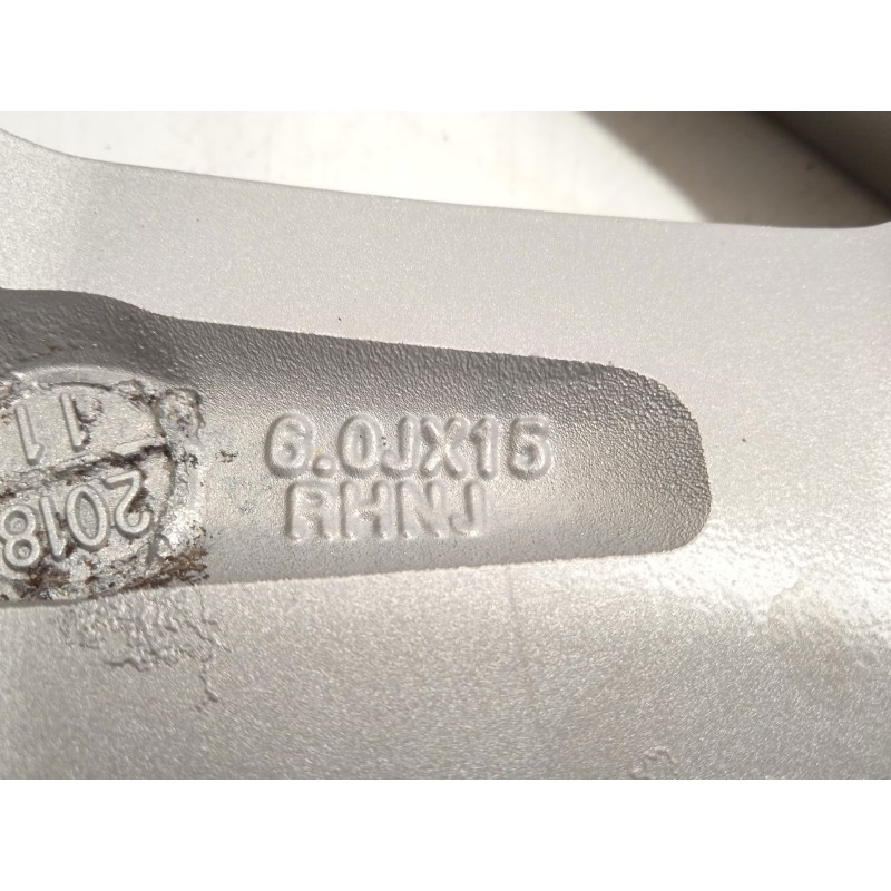 Recambio de llanta para kia stonic (ybcuv) 1.2 cat referencia OEM IAM 52910H8400  