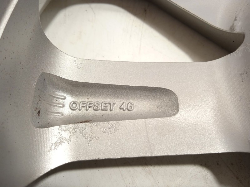 Recambio de llanta para kia stonic (ybcuv) 1.2 cat referencia OEM IAM 52910H8400  