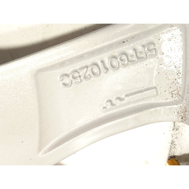 Recambio de llanta para cupra formentor (km7) 1.5 tsi referencia OEM IAM 5FF601025C 5FF601025C8Z8 