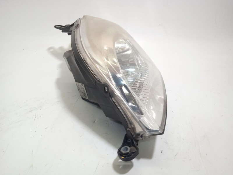 Recambio de faro izquierdo para peugeot bipper tepee 1.3 16v hdi fap referencia OEM IAM 45570383 1353198080 
