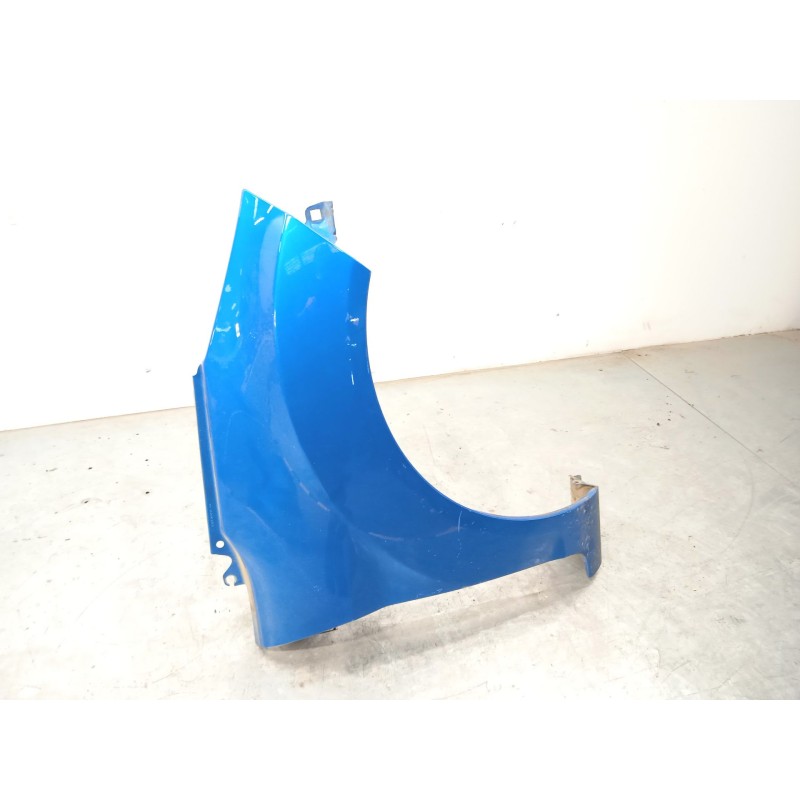 Recambio de aleta delantera derecha para ford fiesta (ccn) trend referencia OEM IAM 1777180 C1BBA16015AA 