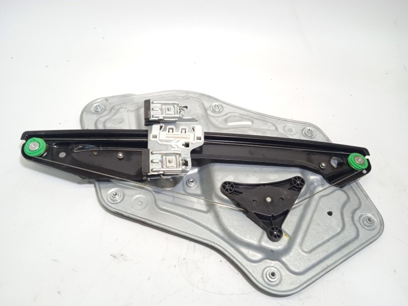 Recambio de elevalunas delantero izquierdo para skoda yeti 1.2 tsi referencia OEM IAM 5L0837401A 8K0959811A 