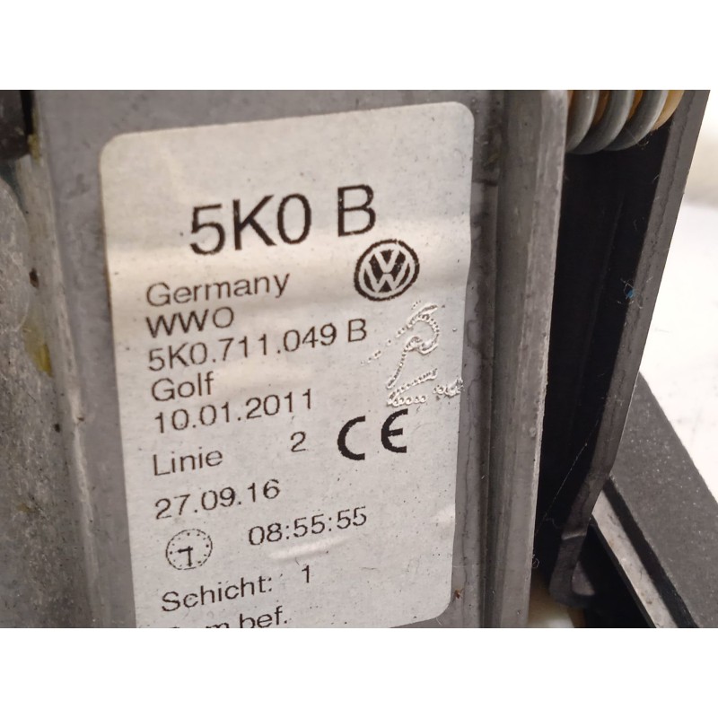 Recambio de palanca cambio para skoda yeti 1.2 tsi referencia OEM IAM 5K0711049B  