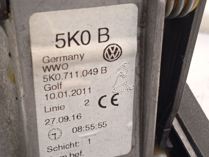 Recambio de palanca cambio para skoda yeti 1.2 tsi referencia OEM IAM 5K0711049B  