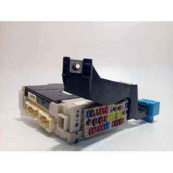 CAJA RELES / FUSIBLES 8922112481 50115055