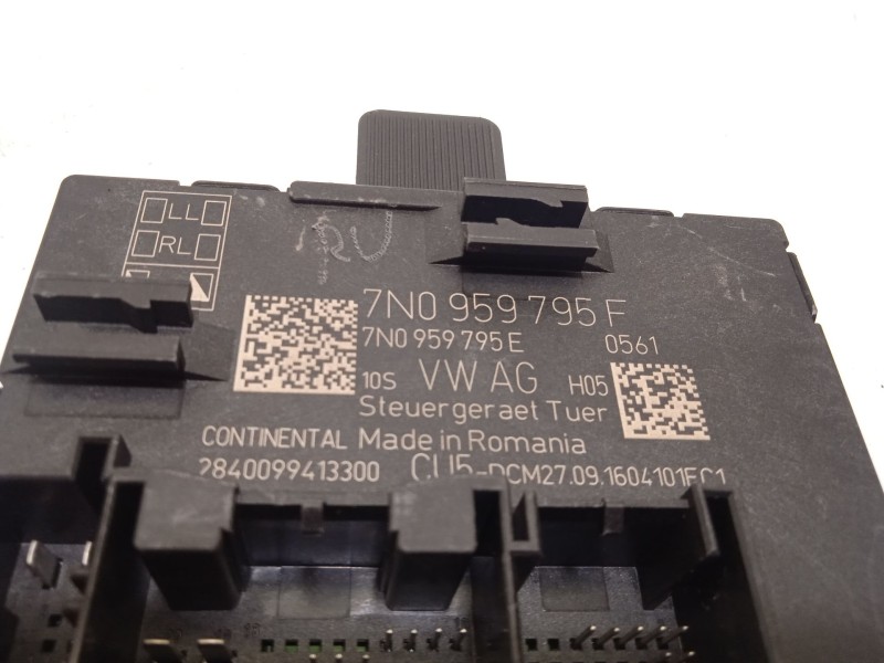 Recambio de modulo confort para skoda yeti 1.2 tsi referencia OEM IAM 7N0959795F  