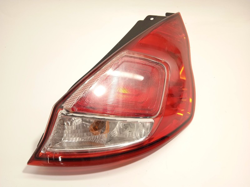 Recambio de piloto trasero derecho para ford fiesta (ccn) trend referencia OEM IAM C1BB13404AA 5574148 