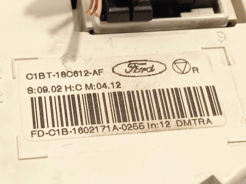 Recambio de mando climatizador para ford fiesta (ccn) trend referencia OEM IAM C1BT18C612AF 1935902 