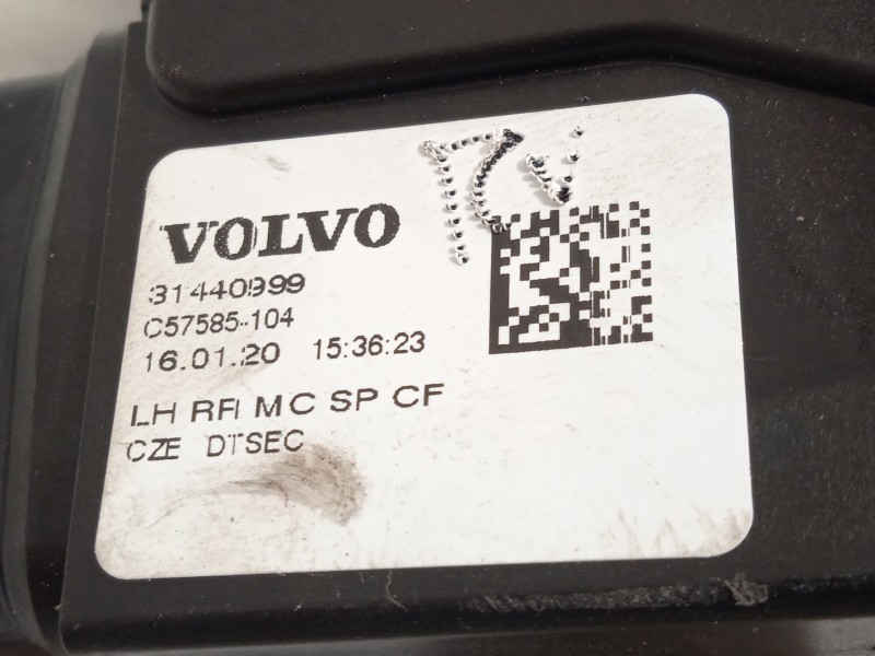 Recambio de cerradura puerta trasera izquierda para volvo xc 40 2.0 diesel cat referencia OEM IAM 31440999  