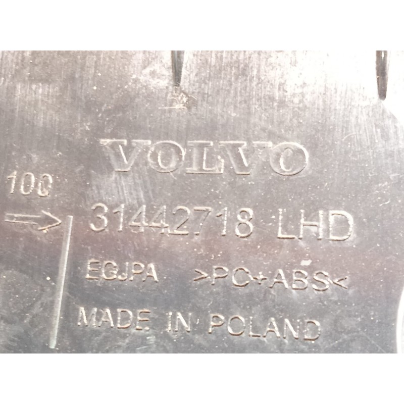 Recambio de guantera para volvo xc 40 2.0 diesel cat referencia OEM IAM 31442718  