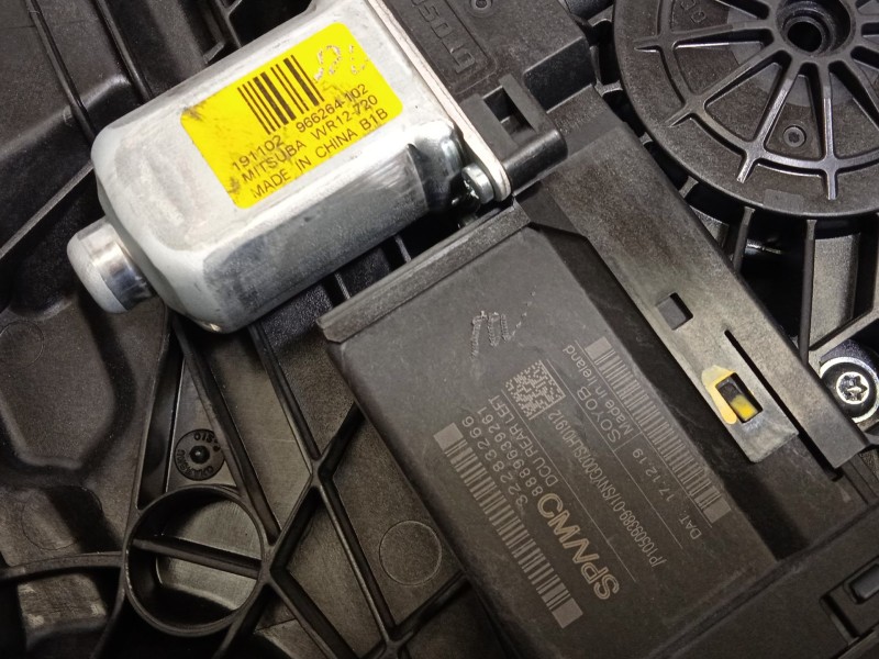 Recambio de elevalunas trasero derecho para volvo xc 40 2.0 diesel cat referencia OEM IAM  31349759 