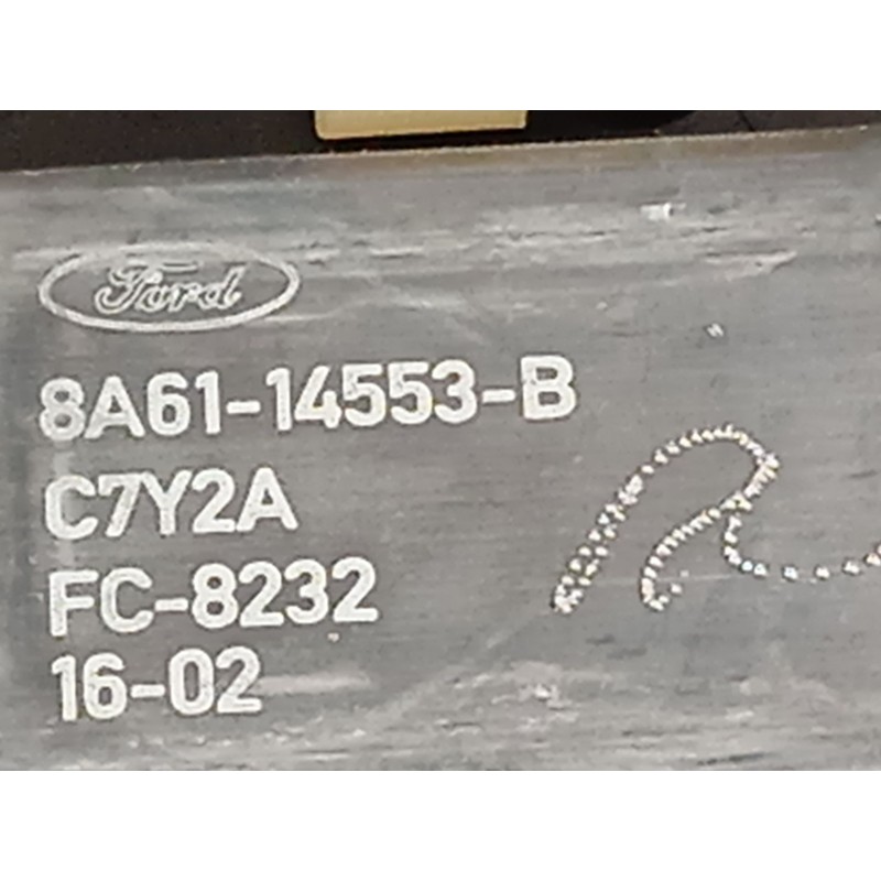 Recambio de elevalunas delantero derecho para ford fiesta (ccn) trend referencia OEM IAM 8A6114553B 1837993 