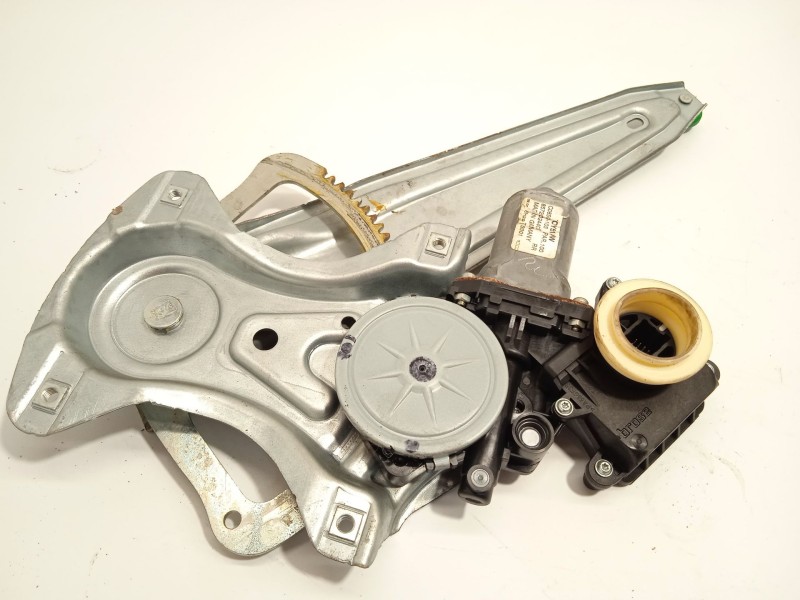 Recambio de elevalunas trasero derecho para toyota auris active referencia OEM IAM 8570202020 6983002430 961919101