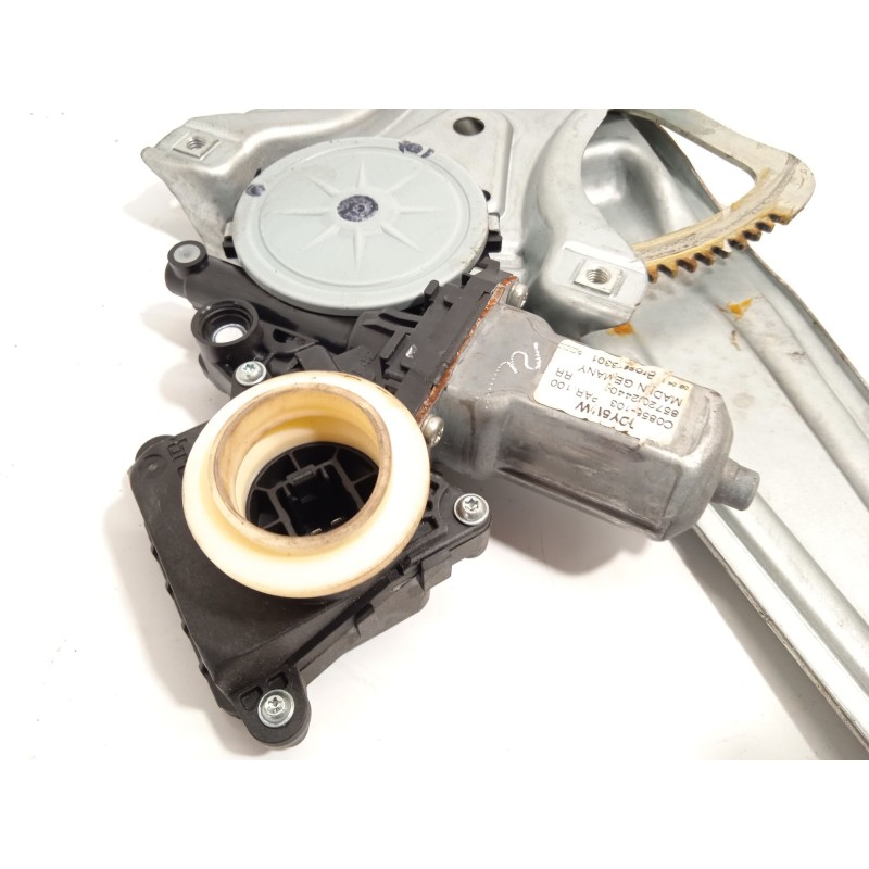 Recambio de elevalunas trasero derecho para toyota auris active referencia OEM IAM 8570202020 6983002430 961919101