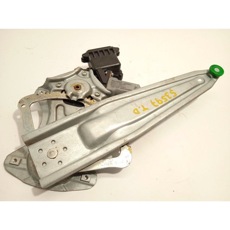 Recambio de elevalunas trasero derecho para toyota auris active referencia OEM IAM 8570202020 6983002430 961919101