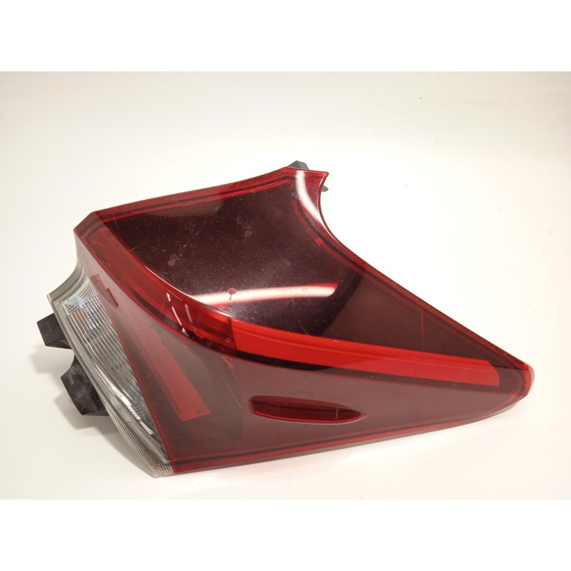 Recambio de piloto trasero derecho para toyota auris active referencia OEM IAM 8155102A61  