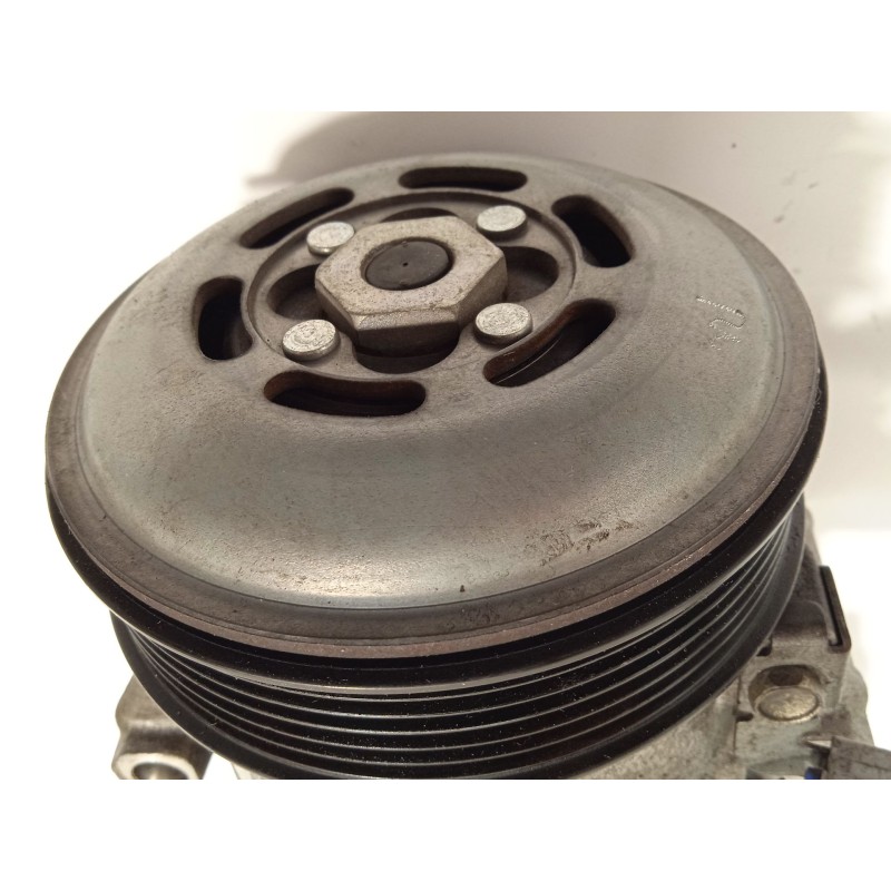 Recambio de compresor aire acondicionado para toyota auris active referencia OEM IAM 4472806600 8831002840 