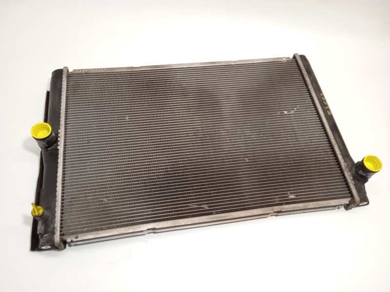 Recambio de radiador agua para toyota auris active referencia OEM IAM 164000N060  