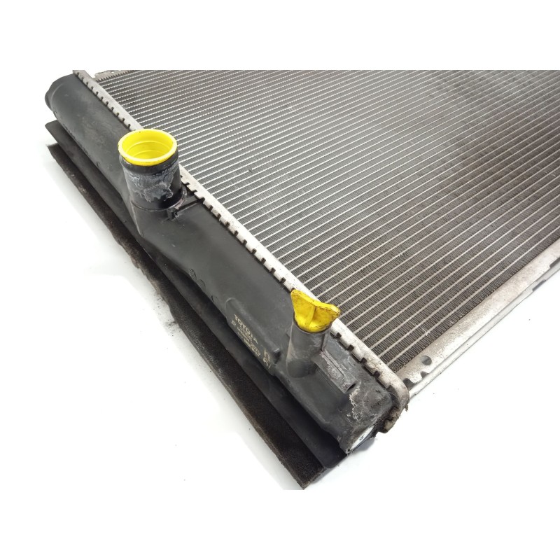 Recambio de radiador agua para toyota auris active referencia OEM IAM 164000N060  